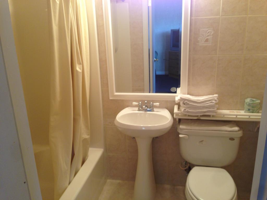 Ayer Nashoba Valley Inn & Suites الغرفة الصورة