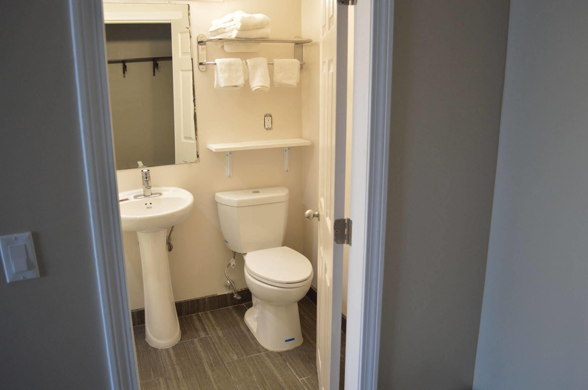 Ayer Nashoba Valley Inn & Suites المظهر الخارجي الصورة