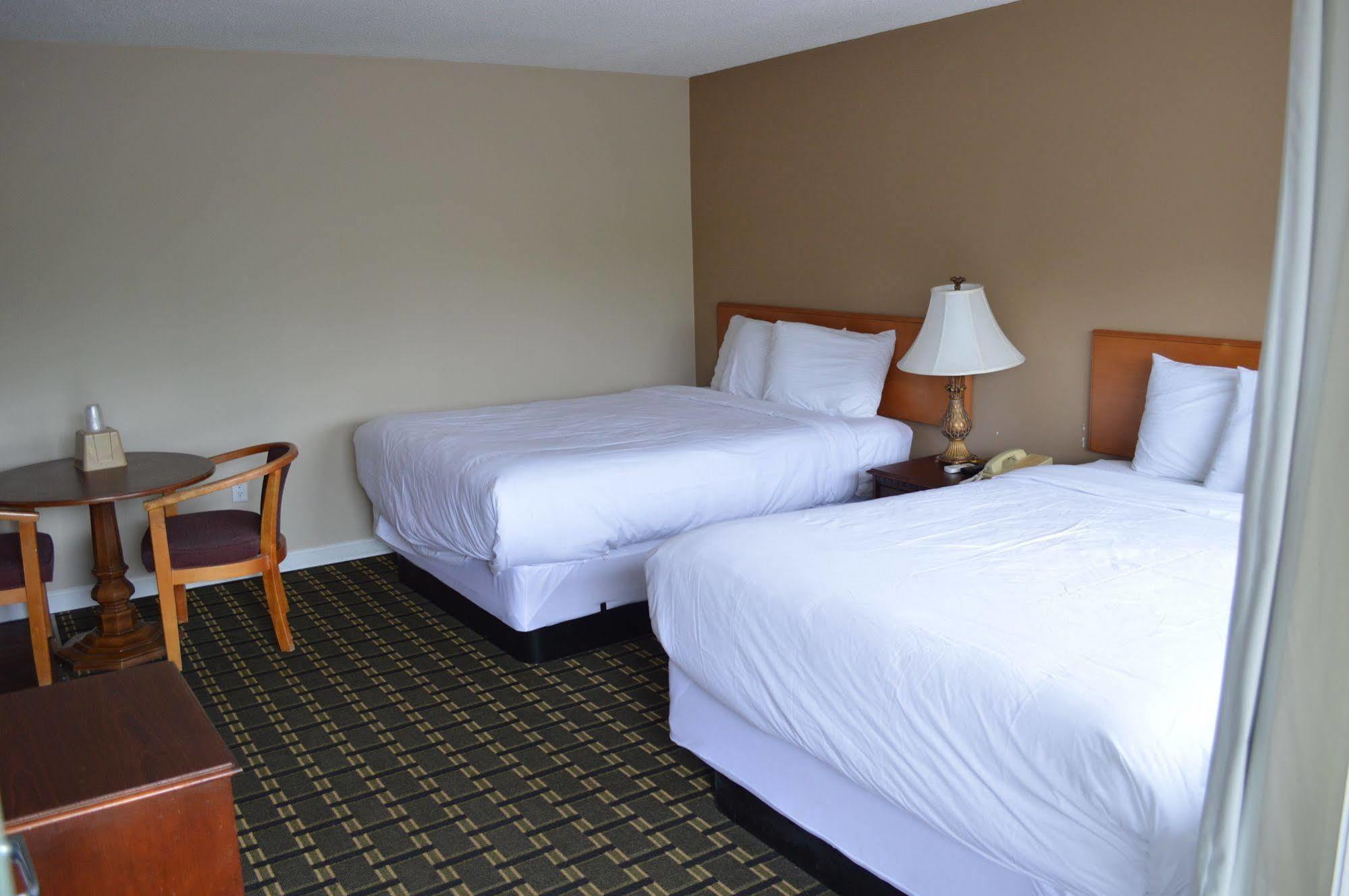 Ayer Nashoba Valley Inn & Suites المظهر الخارجي الصورة