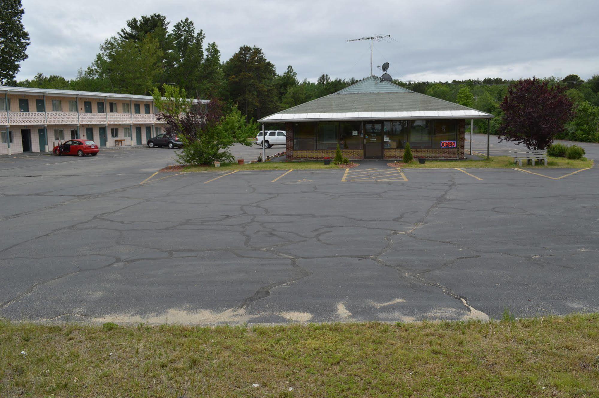 Ayer Nashoba Valley Inn & Suites المظهر الخارجي الصورة